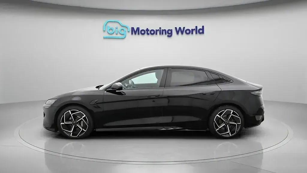 Used BYD Seal 389 kW (530 HP) 2024 Sedan