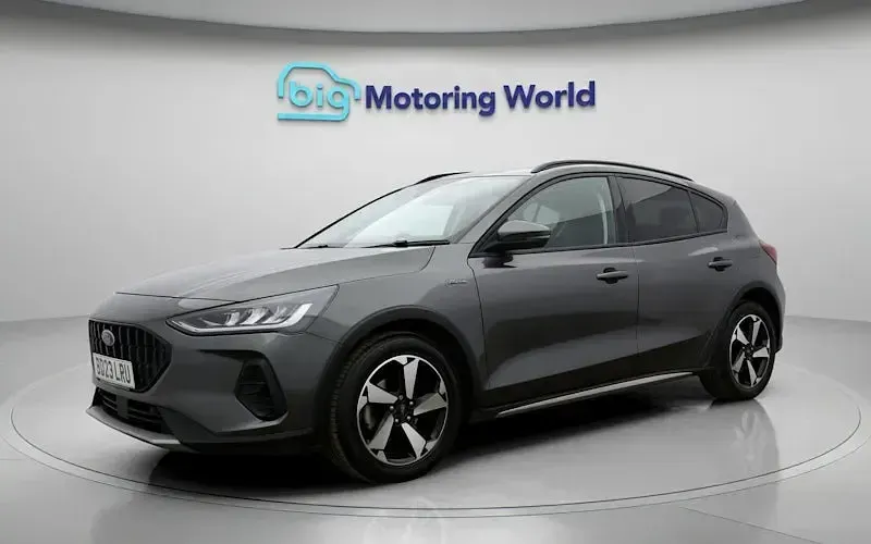 Used Ford Focus Active 125 HP (91 kW) 2023 Grey Hatchback