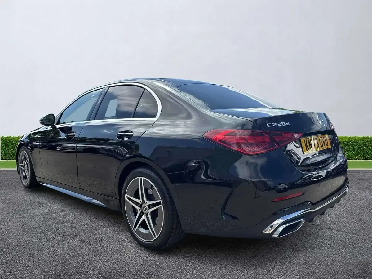 Used Mercedes C220 AMG line 2025 Black Sedan