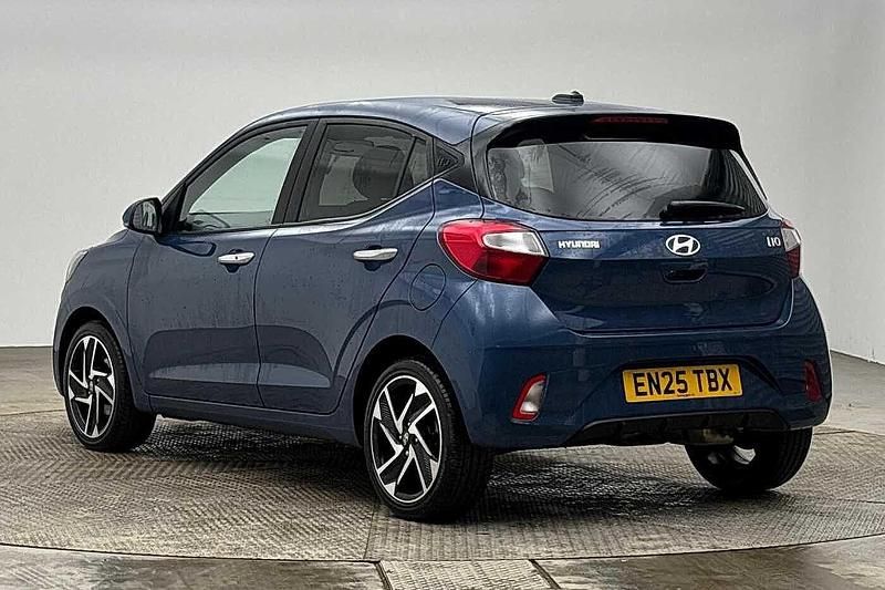 Used Hyundai i10 Premium 79 HP (58 kW) 2025 Blue Hatchback