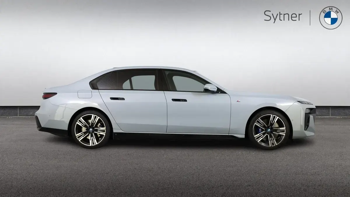 Used BMW i7 M Sport 394 kW (537 HP) 2023 Grey Sedan