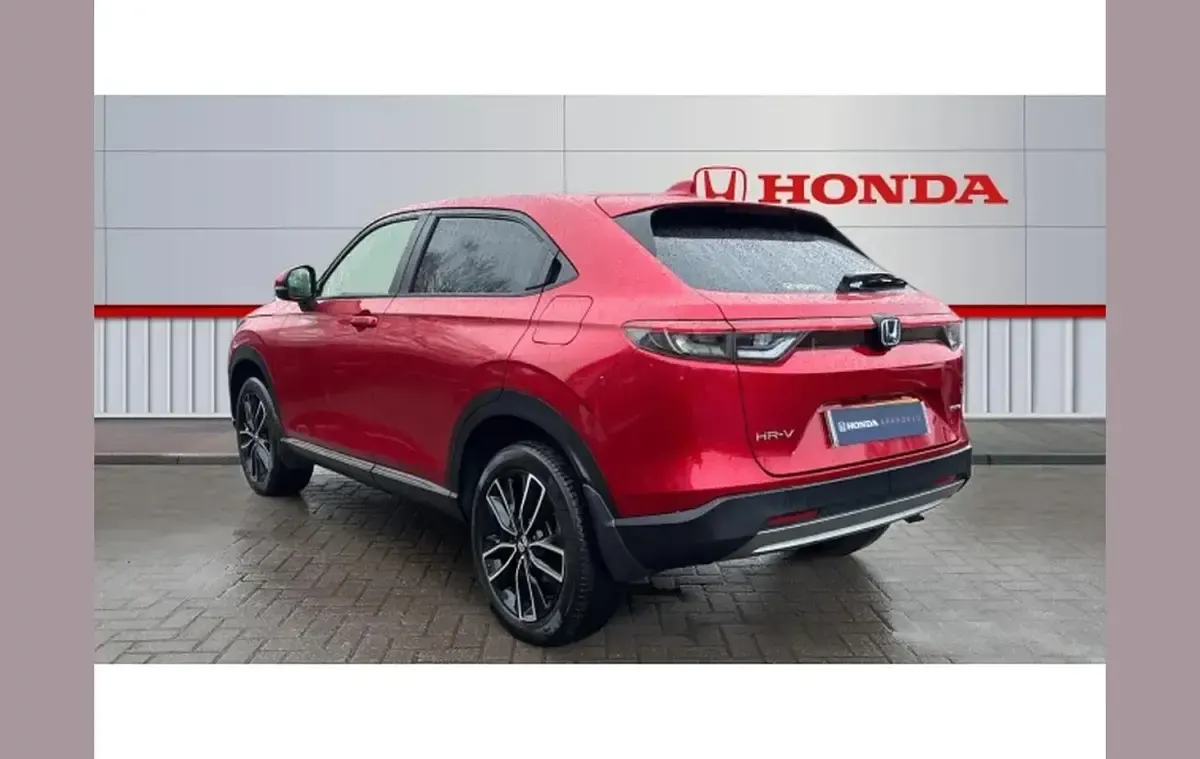 Used Honda HR-V Elegance 107 HP (78 kW) 2021 White SUV