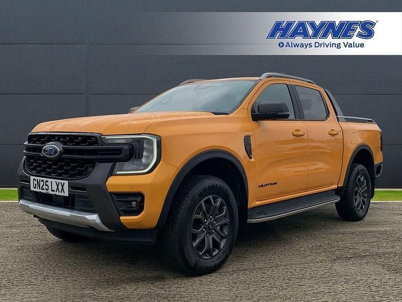 Used Ford Ranger Wildtrack 237 HP (174 kW) 2025 Orange Pickup