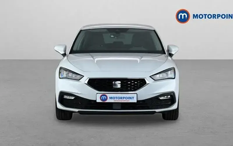 Used Seat Leon SE Dynamic 110 HP (80 kW) 2023 Hatchback