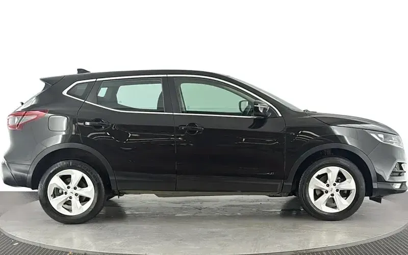 Used Nissan Qashqai Acenta Premium 158 HP (116 kW) 2021 SUV