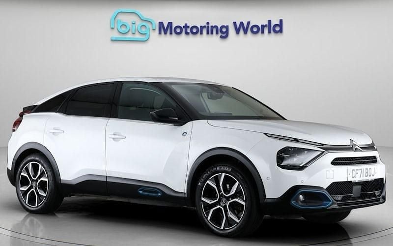 Used 2022 Citroën e-C4 Shine Hatchback | £10,900 (Good price) - Image 1/4