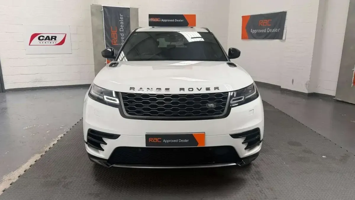 Used Land Rover Range Rover Velar HSE Dynamic 240 HP (176 kW) 2018 White SUV