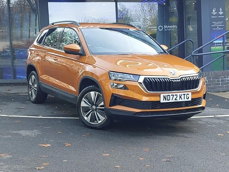 Orange Used 2023 Skoda Karoq SE Drive SUV | £21,298 (Fair price) - Image 1/4