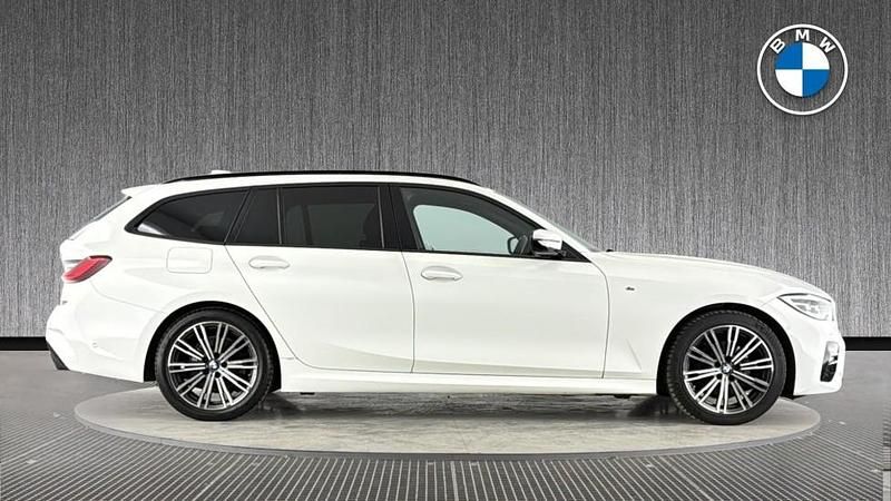 Used BMW 320 M Sport 181 HP (133 kW) 2020 White Estate