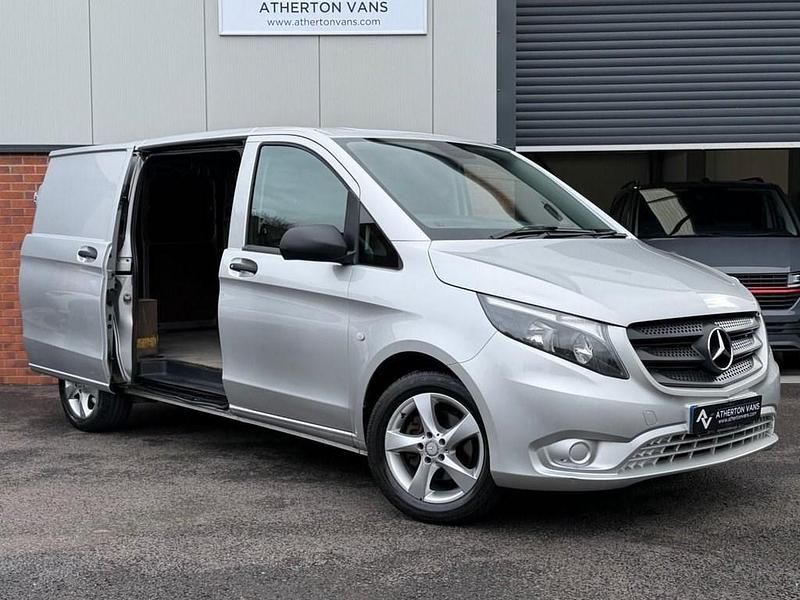 Used Mercedes Vito 170 HP (125 kW) 2018 Silver Van