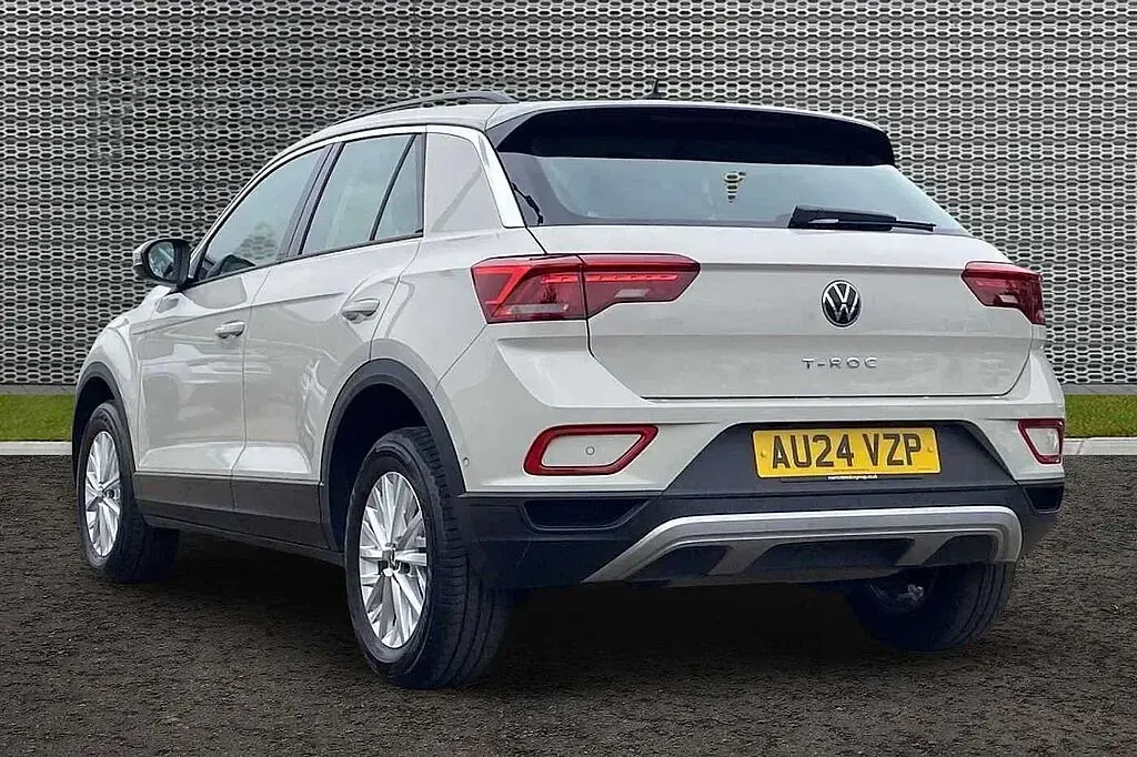 Used VW T-Roc 110 HP (80 kW) 2024 SUV