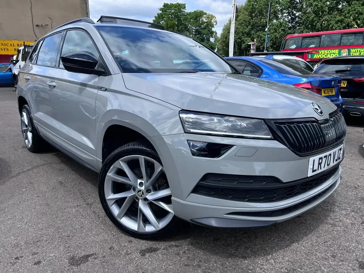 Used Skoda Karoq SportLine 150 HP (110 kW) 2020 Grey SUV