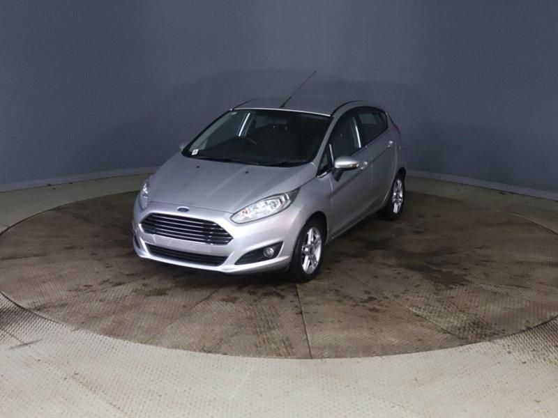 Used Ford Fiesta Zetec 2013 Silver Hatchback