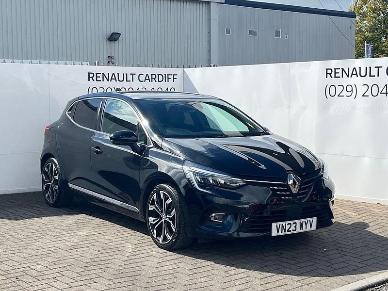 Black Used 2023 Renault Clio V Techno Hatchback | £11,658 (Good price) - Image 1/1