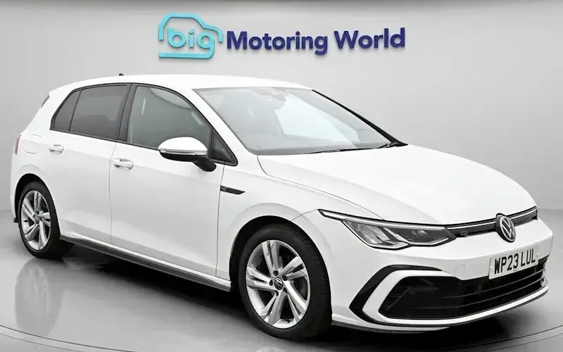 Used VW Golf VIII R-line 150 HP (110 kW) 2023 Hatchback