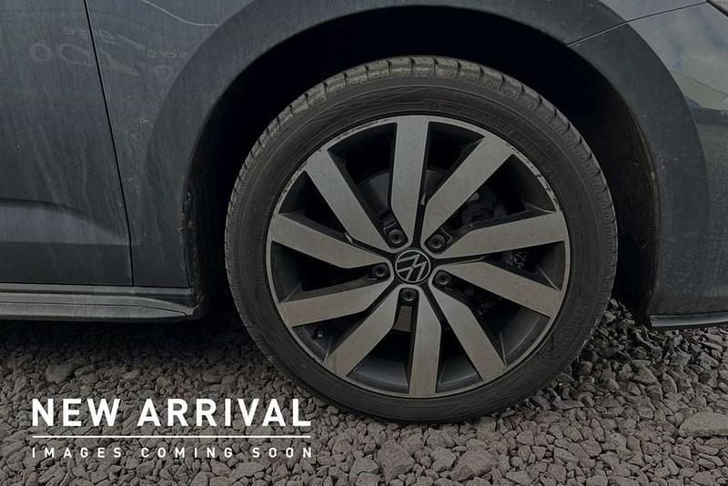 Used VW Touran R-line 150 HP (110 kW) 2022 Grey MPV