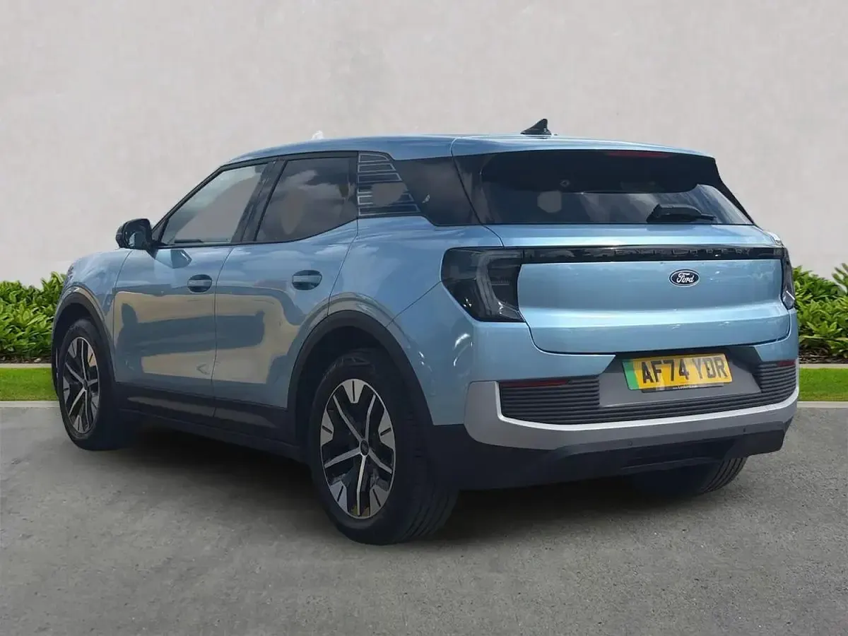 Used Ford Explorer Select 210 kW (286 HP) 2024 Arctic blue (metallic) SUV