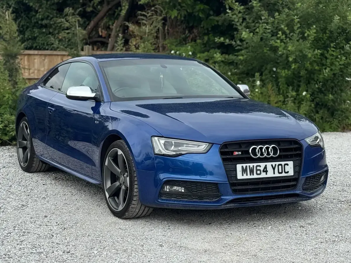 Used Audi S5 Black Edition 333 HP (244 kW) 2015 Blue Coupe