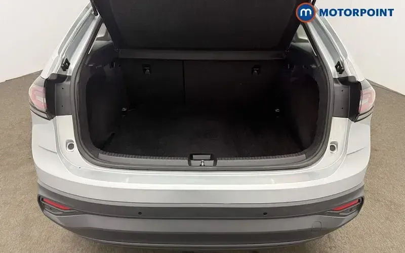 Used VW Taigo Life 95 HP (69 kW) 2023 Silver SUV