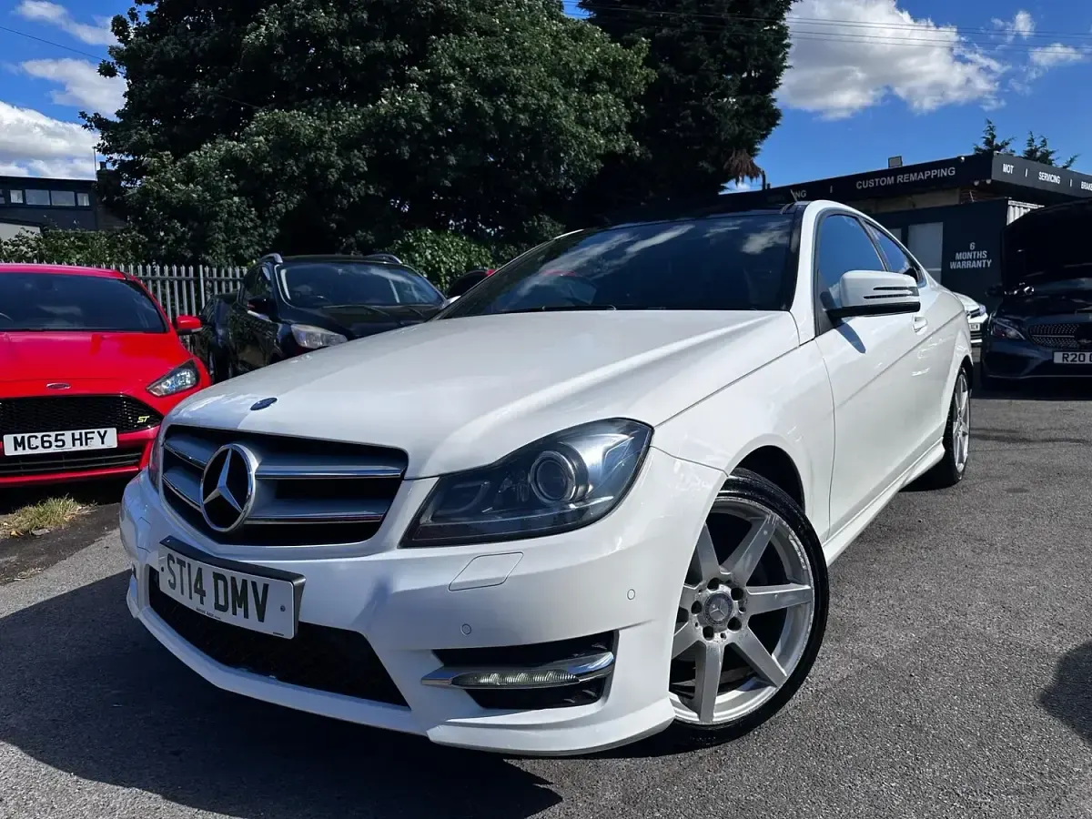 Used Mercedes C220 Sport Edition 2014 White Coupe
