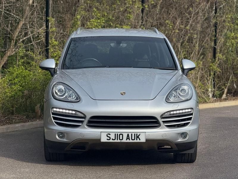 Used Porsche Cayenne 237 HP (174 kW) 2010 Silver SUV