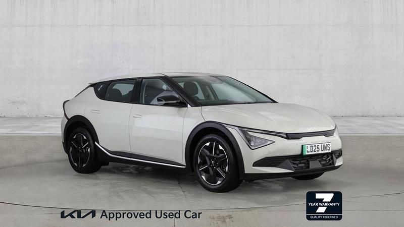 Used Kia EV6 125 kW (170 HP) 2024 White SUV
