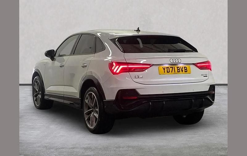 Used Audi Q3 Black Edition 196 HP (144 kW) 2021 White SUV