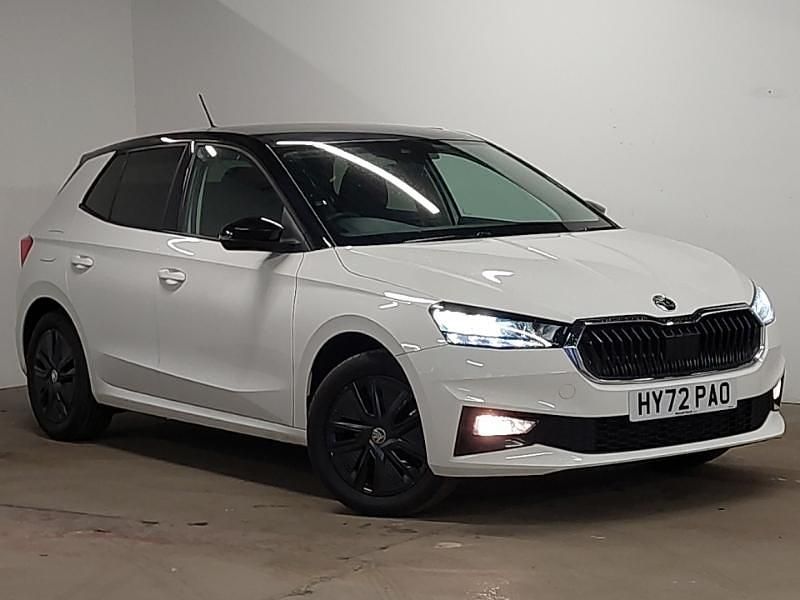 Used Skoda Fabia Colour Edition 110 HP (80 kW) 2022 White Hatchback