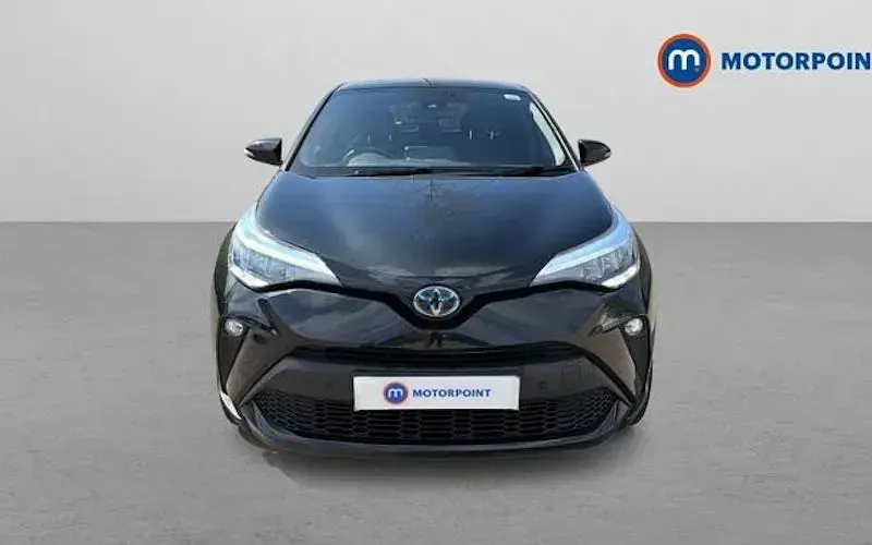 Begagnad Toyota C-HR Design 122 HK (89 kW) 2023 SUV