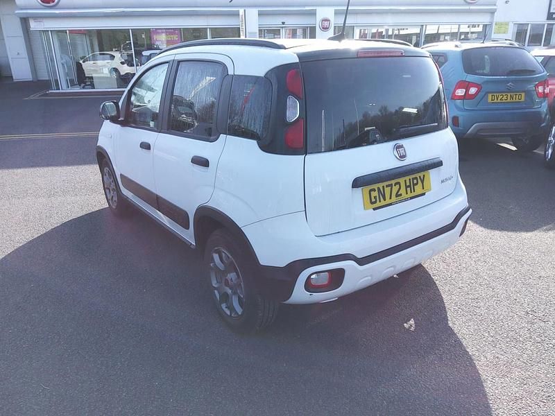 Used Fiat Panda Cross Cross 70 HP (51 kW) 2022 White/black Hatchback