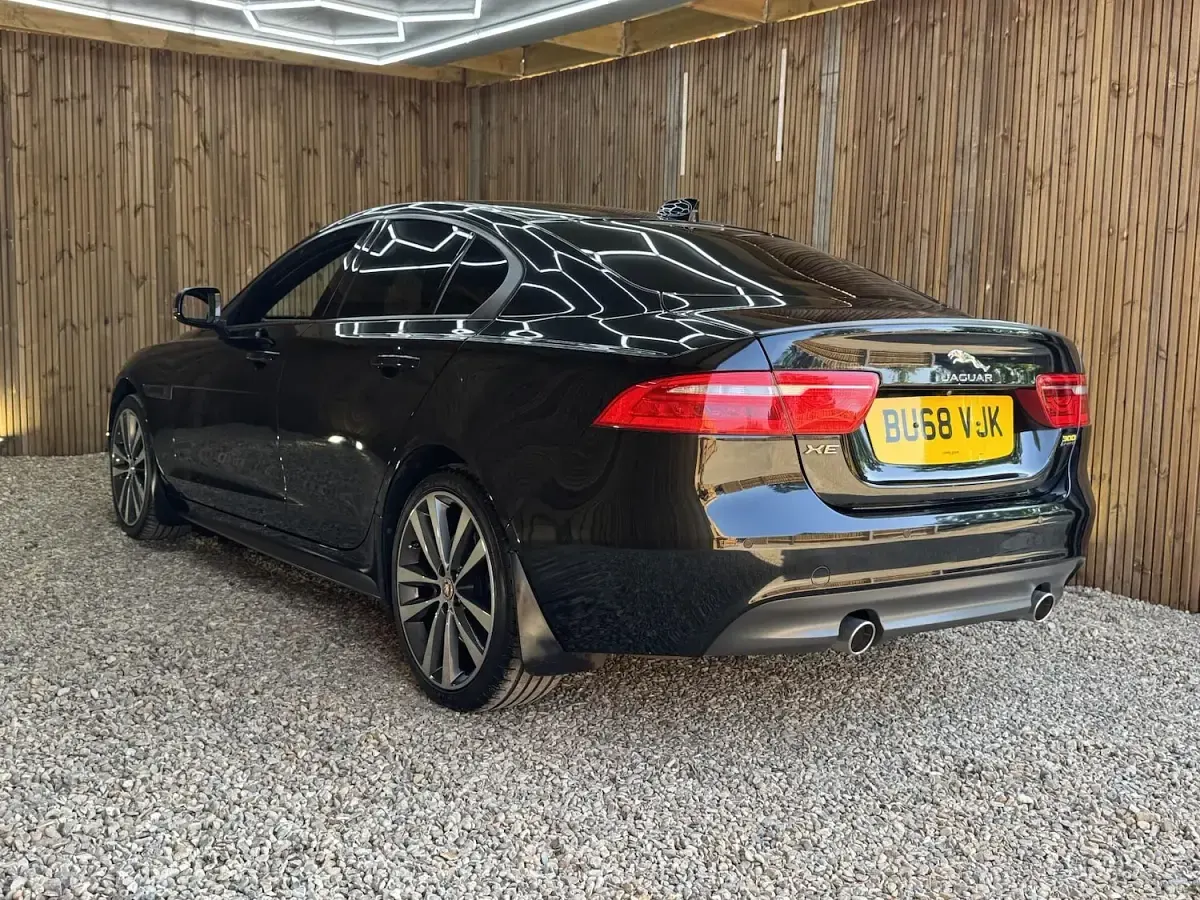Used Jaguar XE 2018 Black Sedan