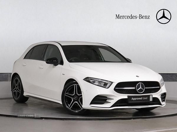 Used Mercedes A180 Executive 136 HP (100 kW) 2022 White Hatchback