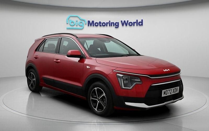 Used Kia Niro 141 HP (103 kW) 2023 Red SUV
