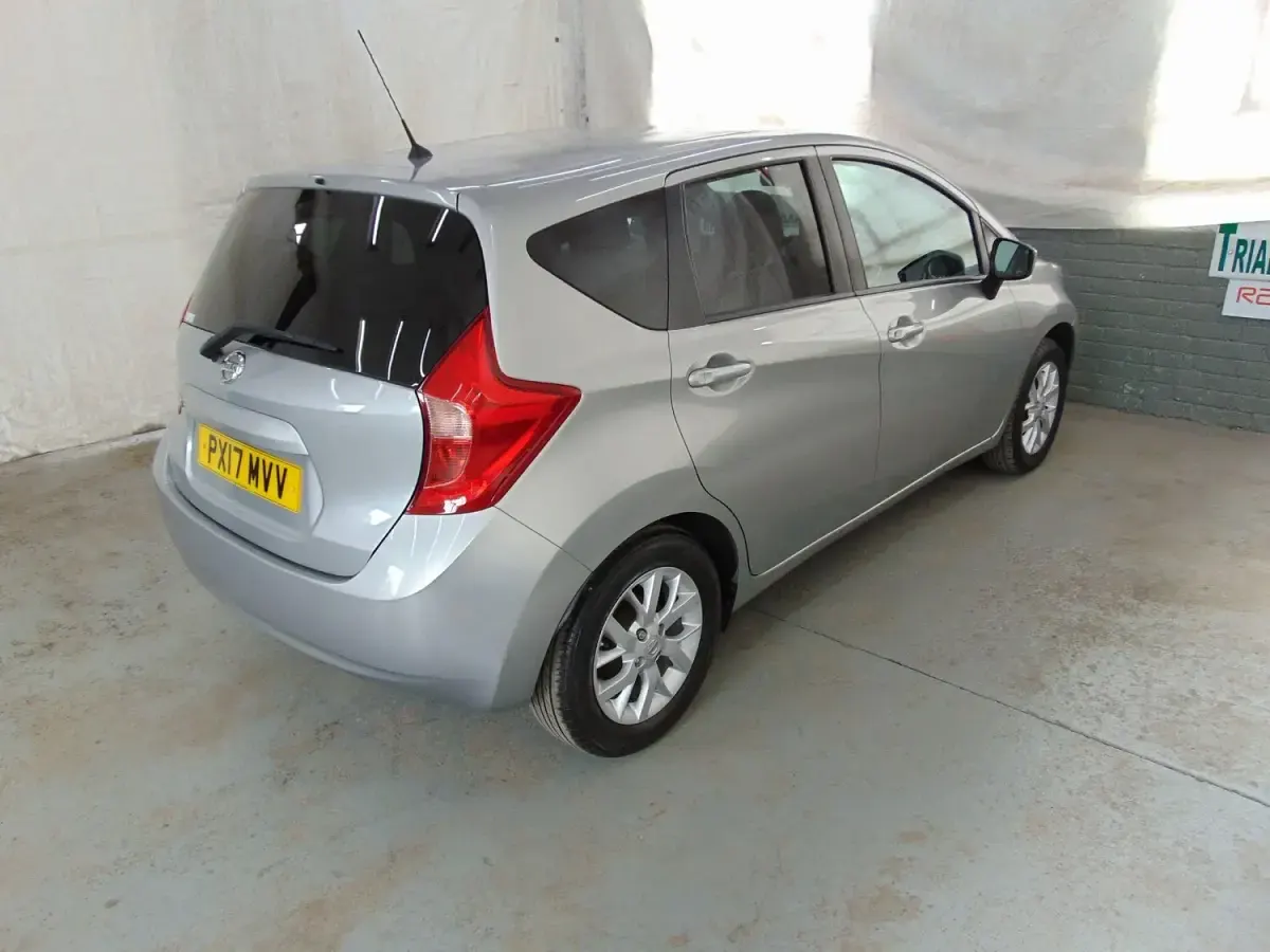 Used Nissan Note Acenta Premium 80 HP (58 kW) 2017 Silver Hatchback