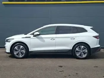 Used Skoda Enyaq iV Loft 150 kW (204 HP) 2021 White SUV