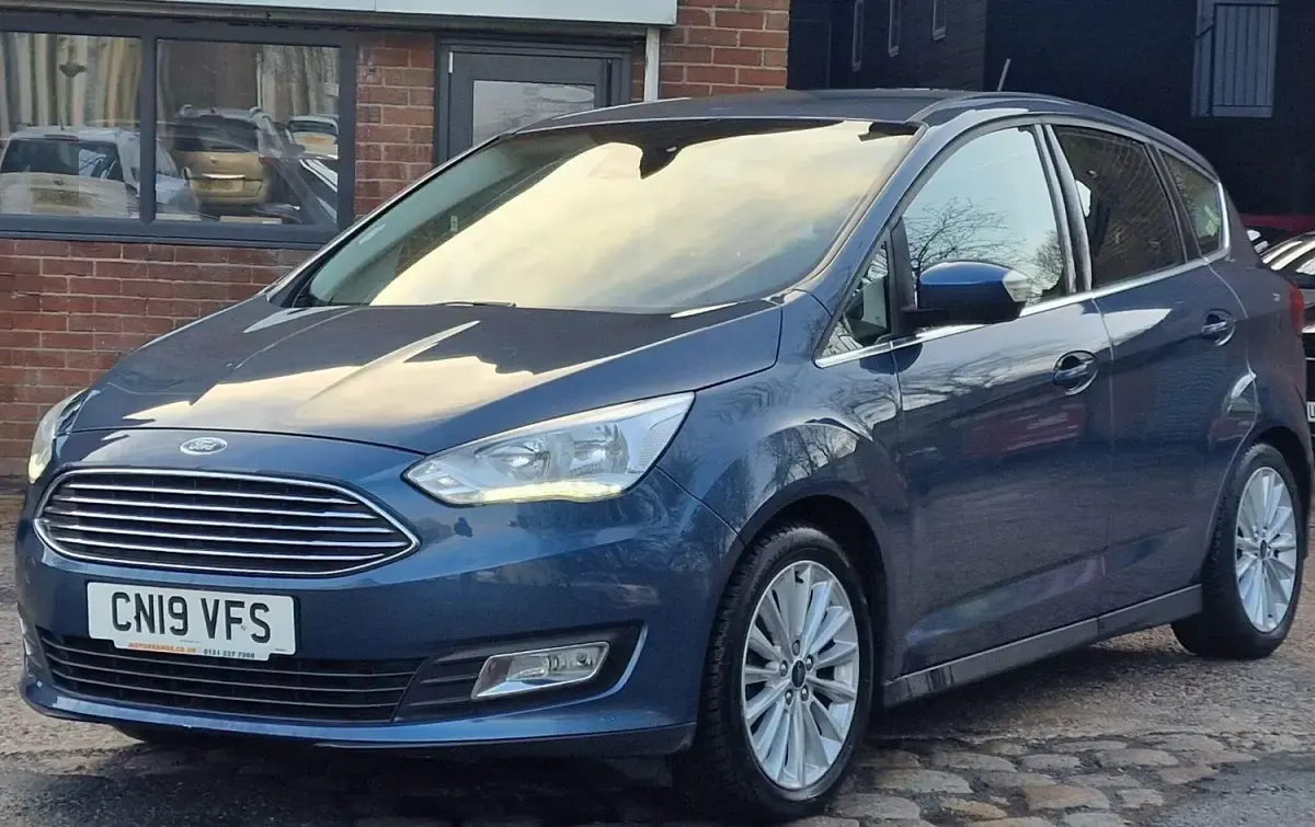 Usado Ford C-MAX Titanium 120 HP (88 kW) 2019 Azul Monovolume