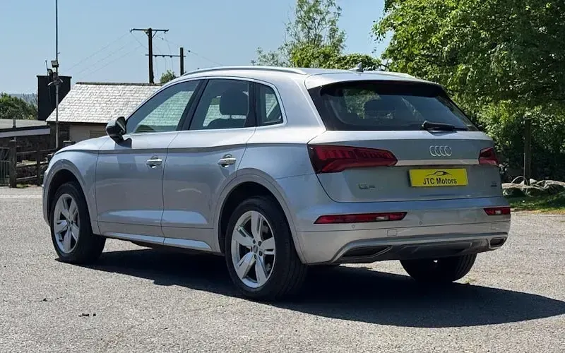 Used Audi Q5 Sport 190 HP (139 kW) 2017 Silver SUV