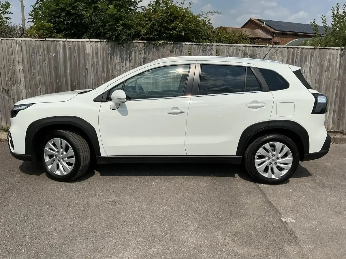 Used Suzuki SX4 2023 White Hatchback
