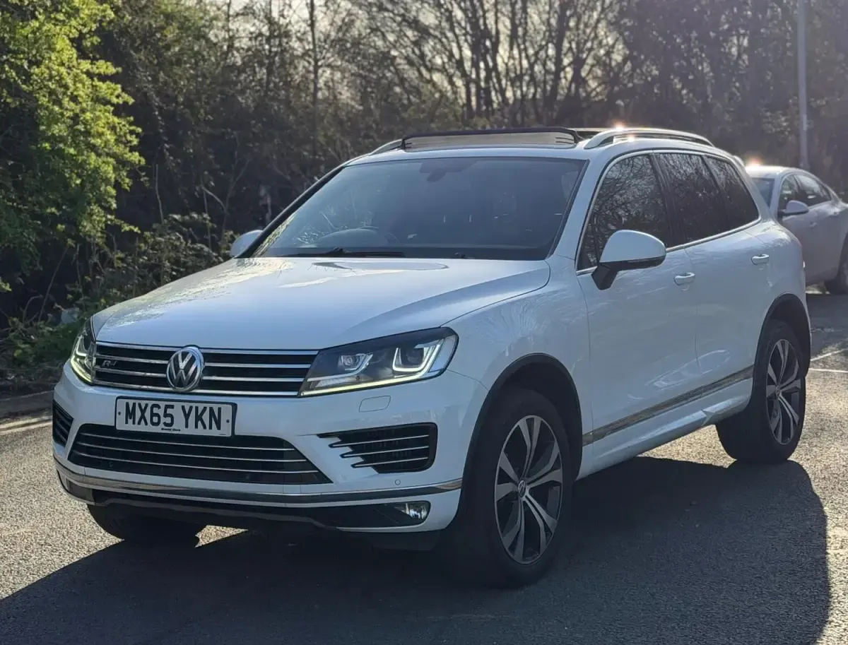 Used VW Touareg R-line 2015 White SUV
