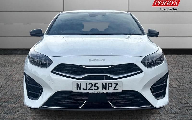 Used Kia Ceed GT-Line 140 HP (102 kW) 2024 Hatchback