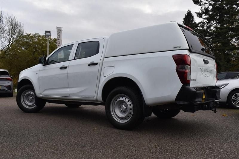 Second-hand Isuzu D-Max 163 CP (119 kW) 2021 Alb Pickup