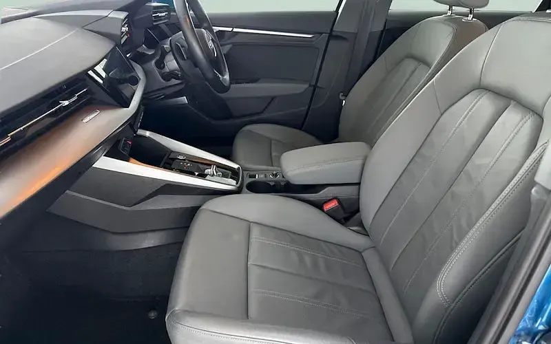 Usado Audi A3 Sportback e-tron Sport 204 HP (150 kW) 2025 Citadino