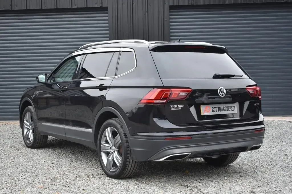 Used VW Tiguan Allspace Match 150 HP (110 kW) 2020 Black SUV