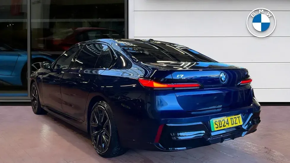 Used BMW i7 Comfort Edition 478 kW (650 HP) 2024 Blue Sedan