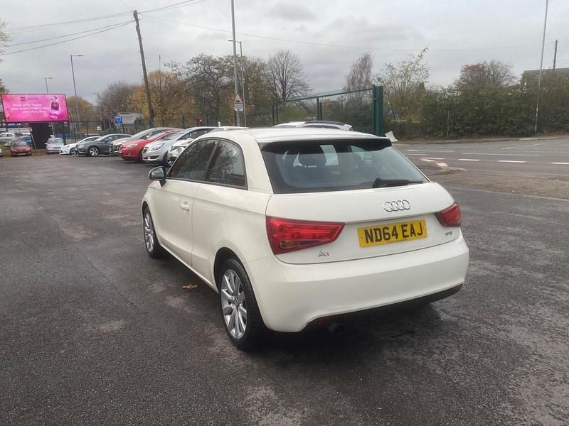 Used Audi A1 Sport 86 HP (63 kW) 2014 White Hatchback