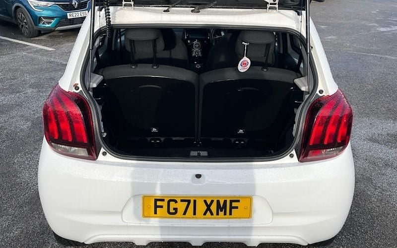 Used Peugeot 108 Allure 72 HP (52 kW) 2022 Hatchback