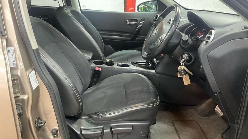 Used Nissan Qashqai 360º 360 HP (264 kW) 2013 Beige SUV