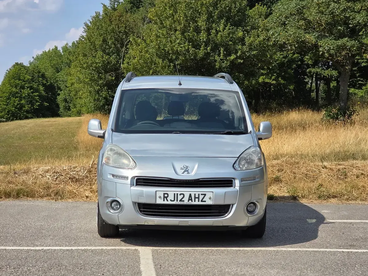 Used Peugeot Partner Tepee S 92 HP (67 kW) 2012 Silver MPV