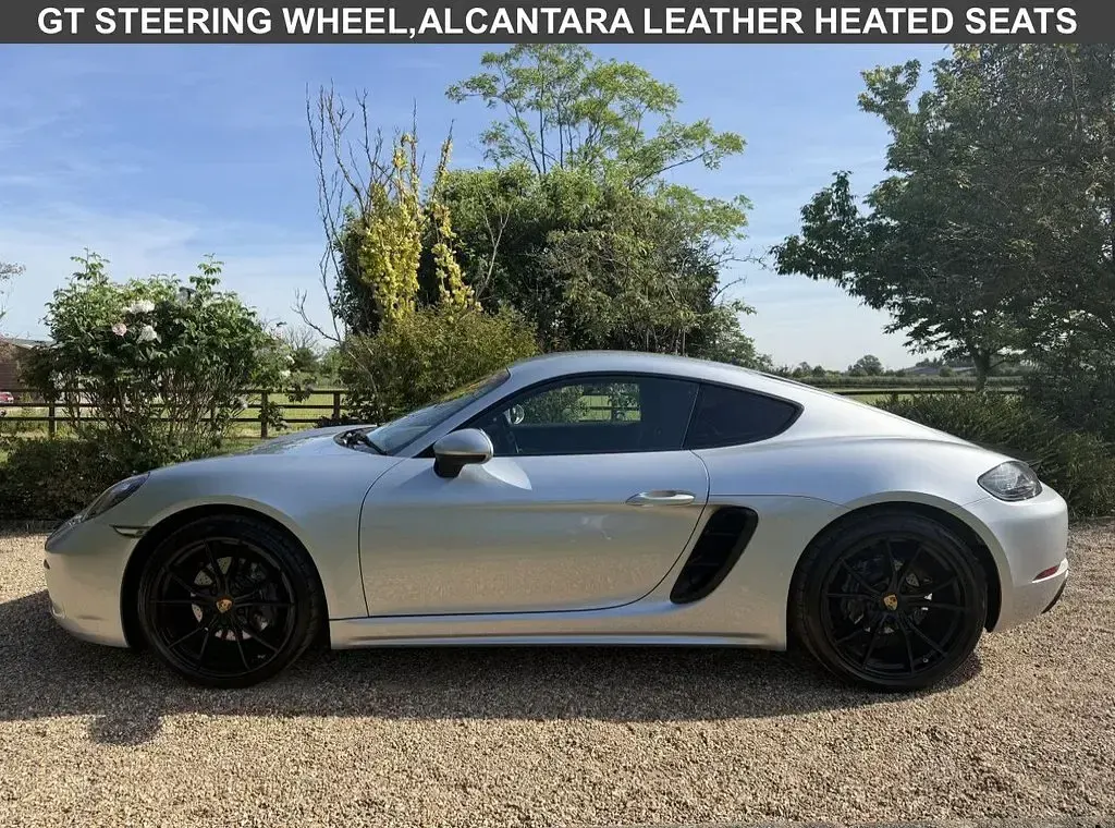 Used Porsche 718 Cayman 300 HP (220 kW) 2017 Silver Coupe