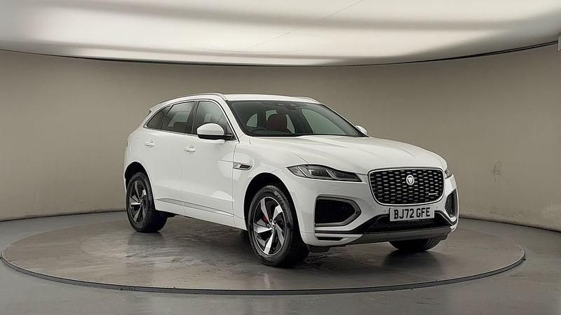 Begagnad Jaguar F-Pace R-Dynamic 204 HK (150 kW) 2022 Vit SUV